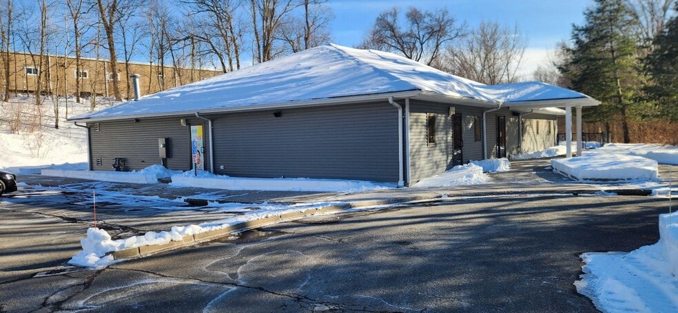 More Photos Of 129 Union City Rd, Prospect General Retail For Sale