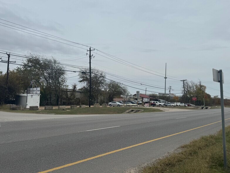 Primary Photo Of 6505 Highway 79, Hutto Auto Dealership For Sale
