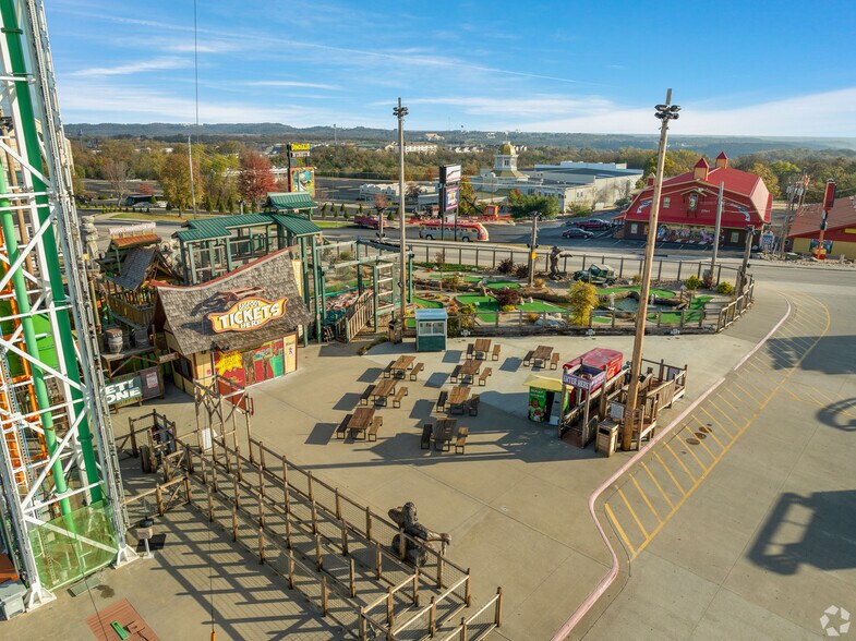 More Photos Of 3608 W 76 Country Blvd, Branson Amusement Park For Sale