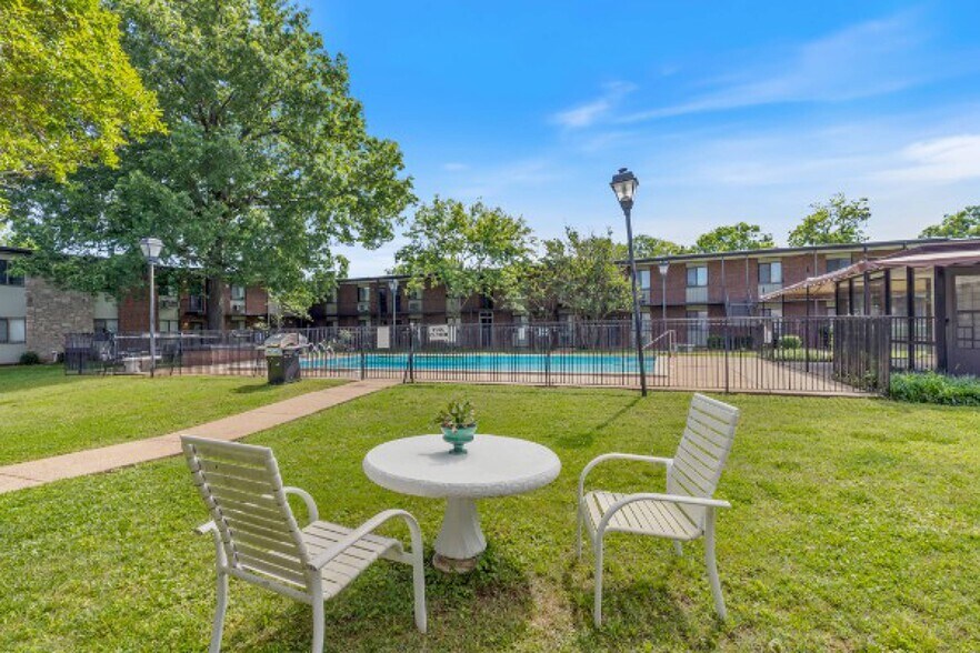 More Photos Of , Nashville Multifamily For Sale