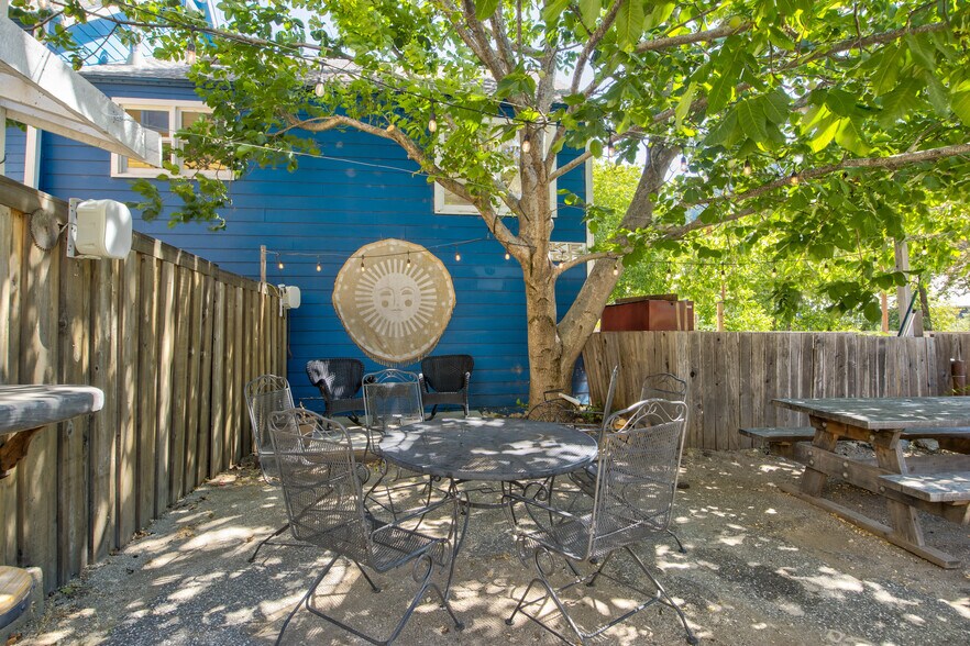 More Photos Of 200 Main St, Downieville Storefront Retail Residential For Sale