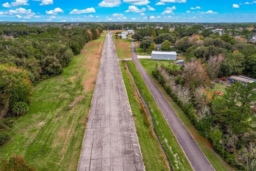 More Photos Of 96168 Cessna Dr, Yulee Airplane Hangar For Sale