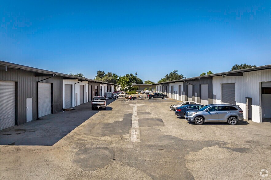 More Photos Of 4283 N Wilson Way, Stockton Warehouse For Lease