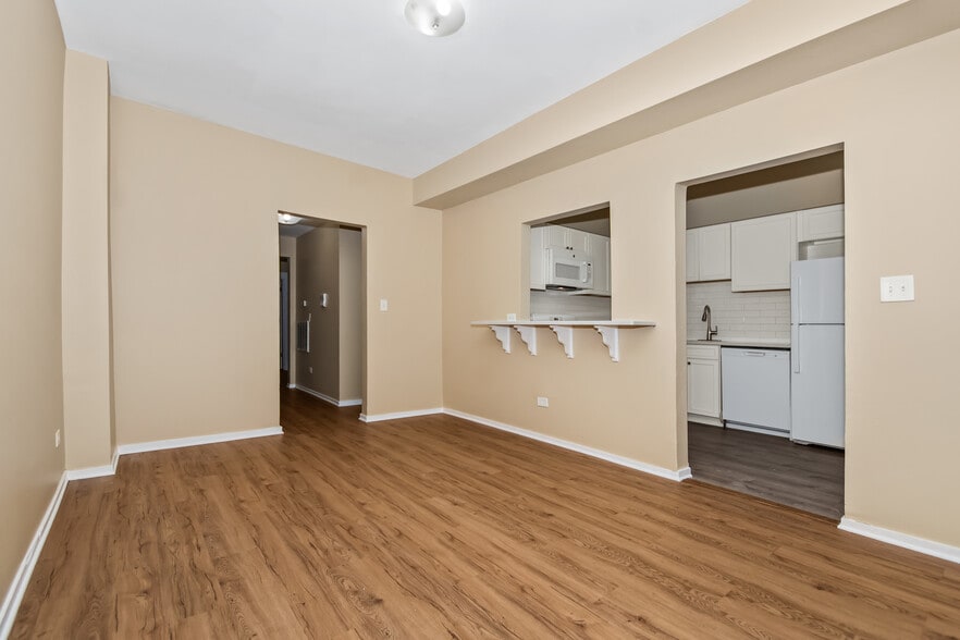 More Photos Of 1509 E 69th Pl, Chicago Apartments For Sale