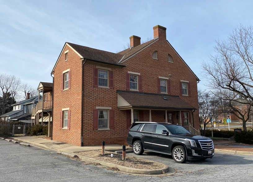 More Photos Of 90 W Main St, New Market Industrial For Sale