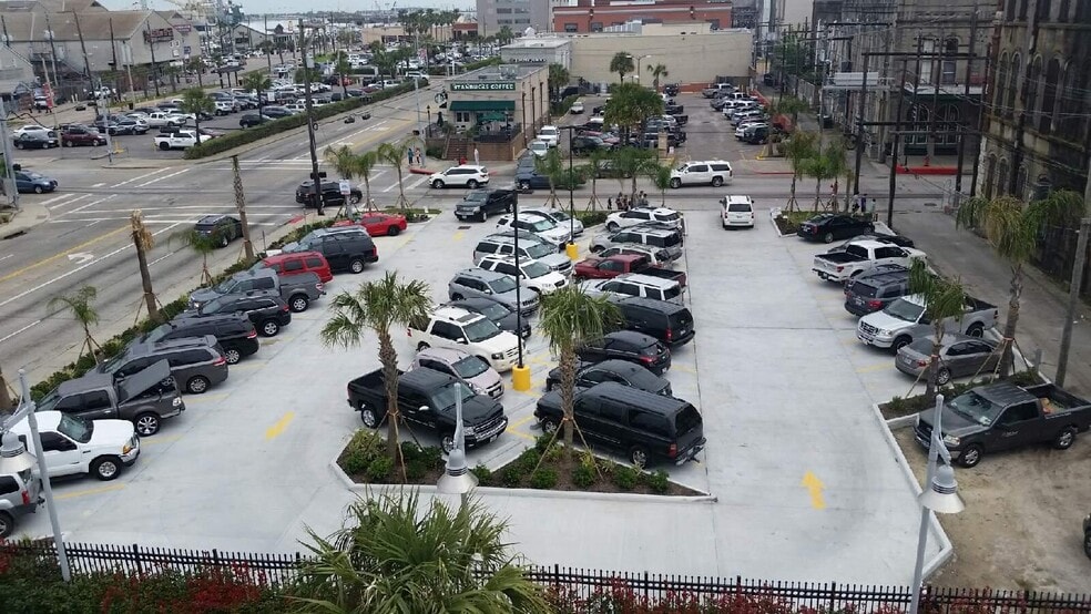 Primary Photo Of 101 22nd St, Galveston Land For Sale