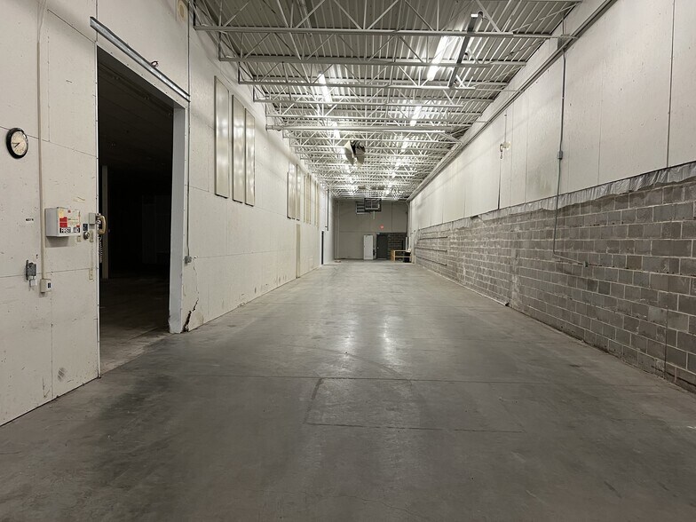 More Photos Of 1625 US Highway 61 N, Lancaster Warehouse For Sale