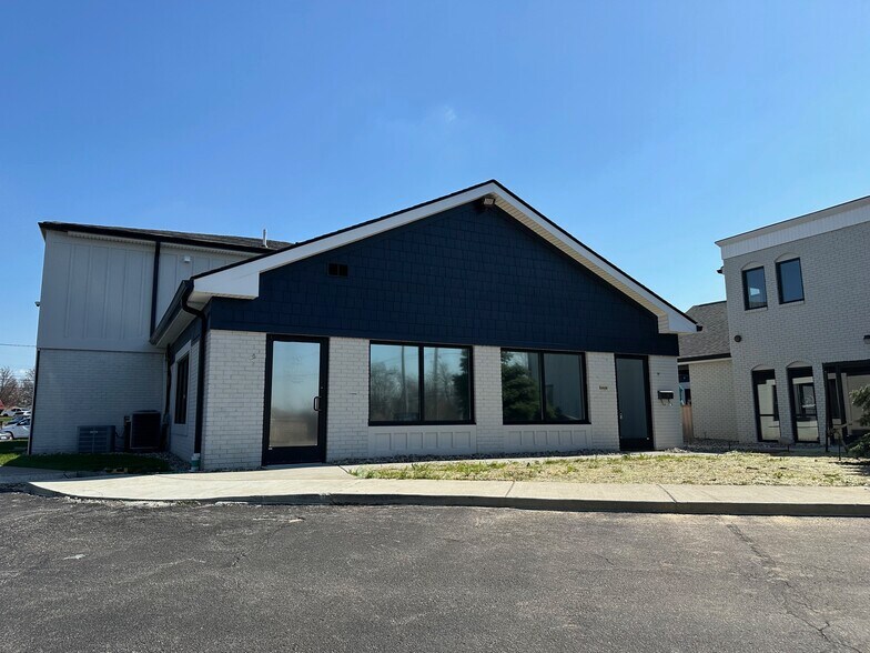 More Photos Of 7730 US Highway 42, Florence Unknown For Lease