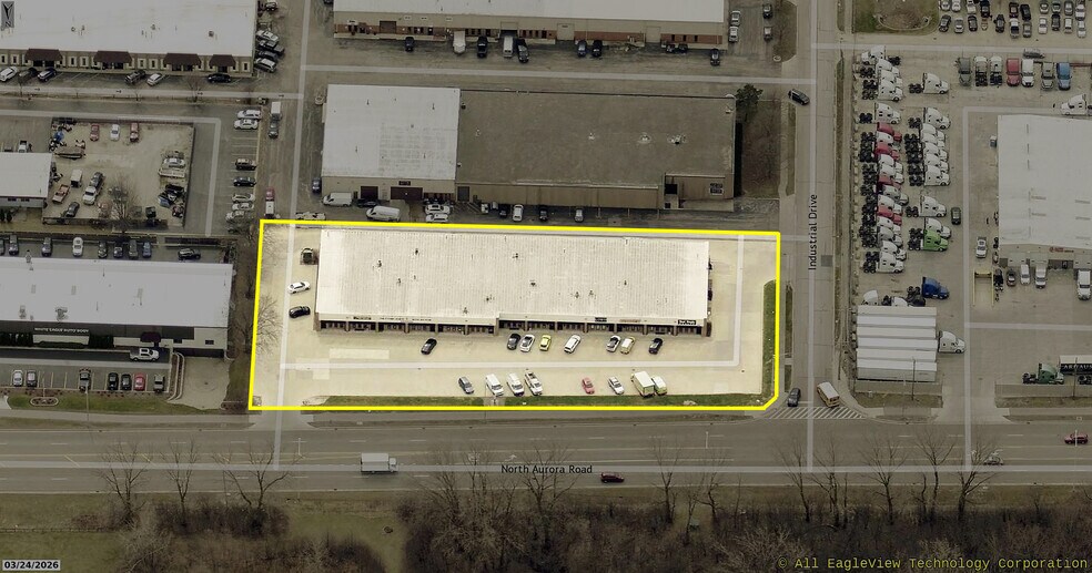 More Photos Of 600 Industrial Dr, Naperville Distribution For Lease
