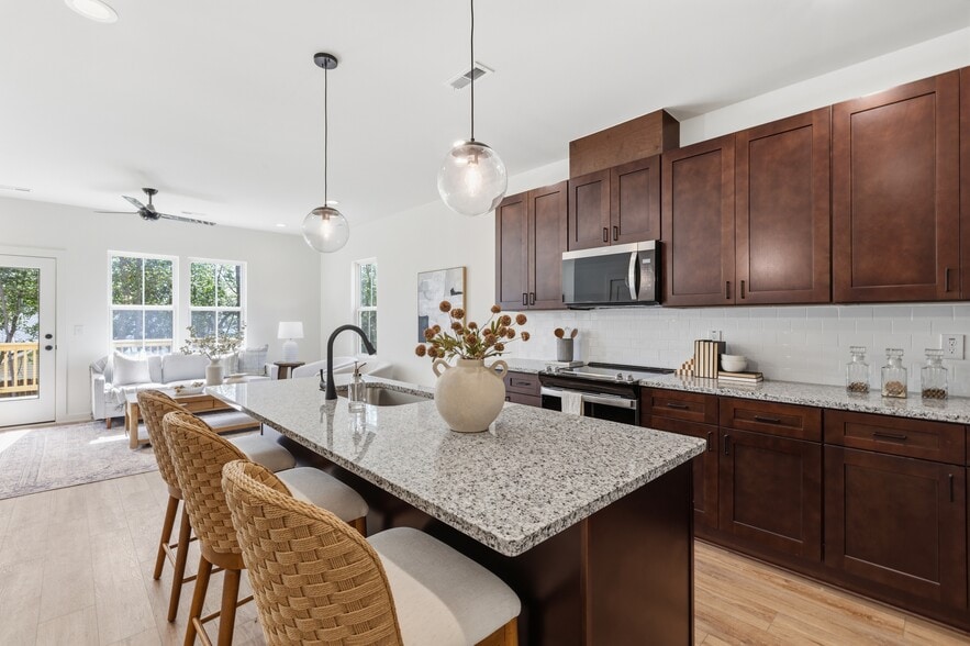 More Photos Of 3824 Mitchell Mill Rd, Raleigh Apartments For Sale