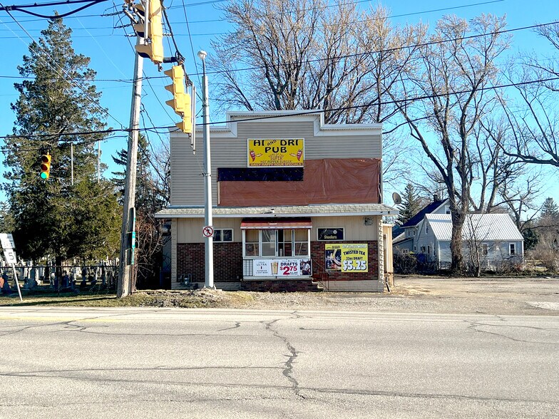 More Photos Of 3077 W Lake Rd, Erie Bar For Sale