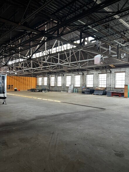 More Photos Of 1102 E Washington St, Indianapolis Industrial For Lease