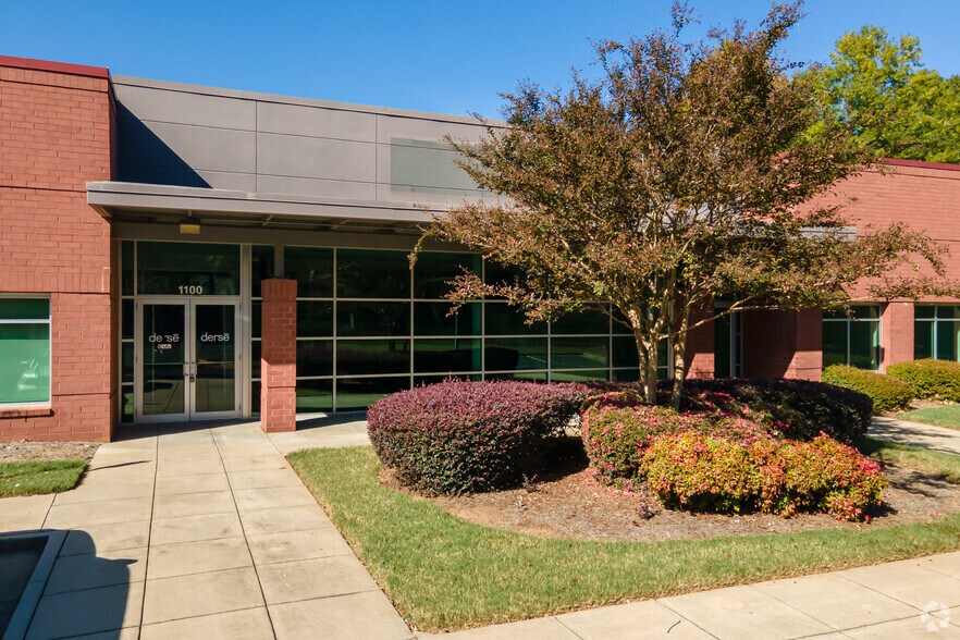More Photos Of 1100 Cobb Place Blvd NW, Kennesaw Warehouse For Lease