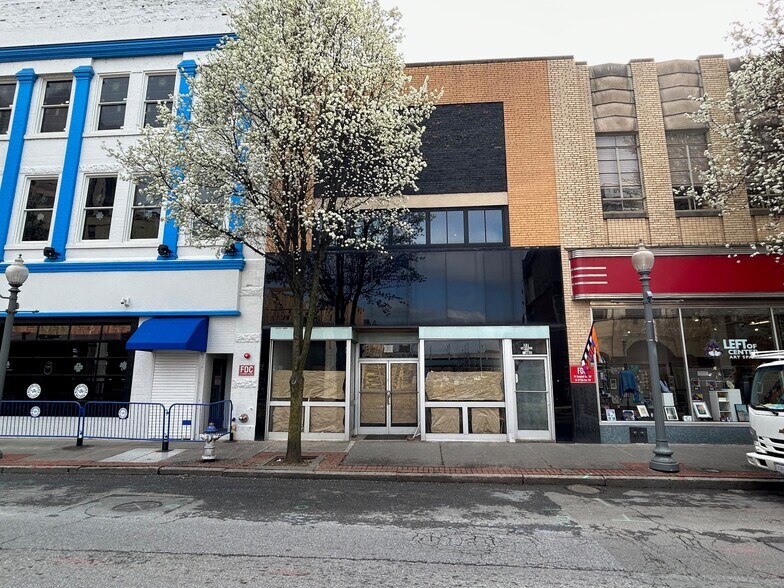 More Photos Of 22 Campbell Ave SE, Roanoke Storefront Retail Residential For Lease
