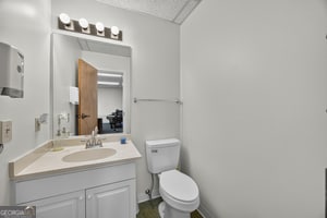 More Photos Of 2533 Stanton Rd SE, Conyers Office For Sale