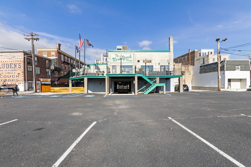 More Photos Of 238-244 E High St, Pottstown Office For Sale