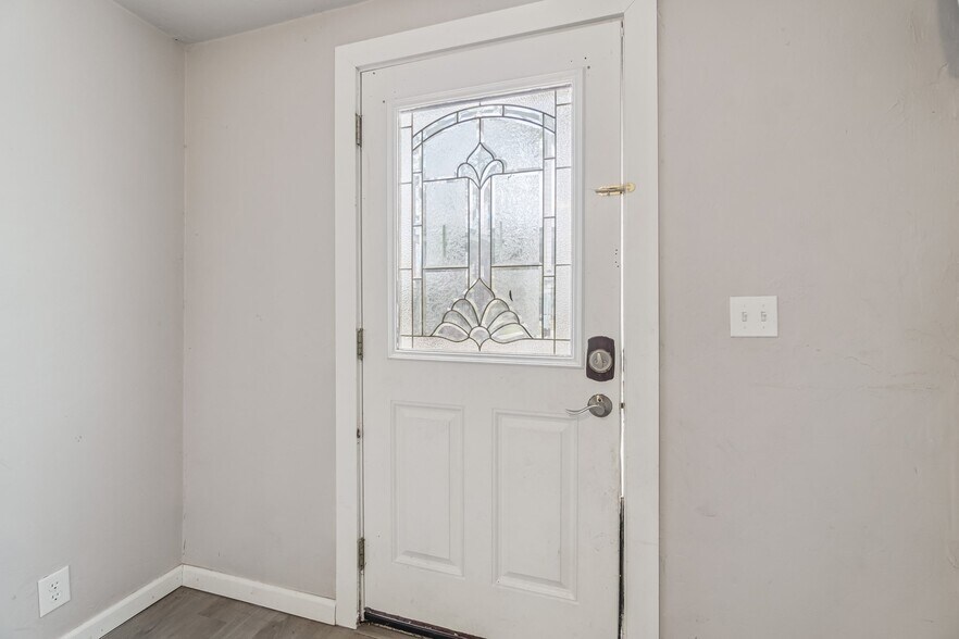 More Photos Of 740 Deans Row Ave, Norman Apartments For Sale