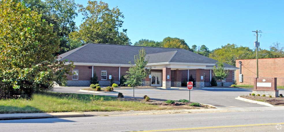 Primary Photo Of 811 Sunset Blvd, West Columbia Medical For Sale