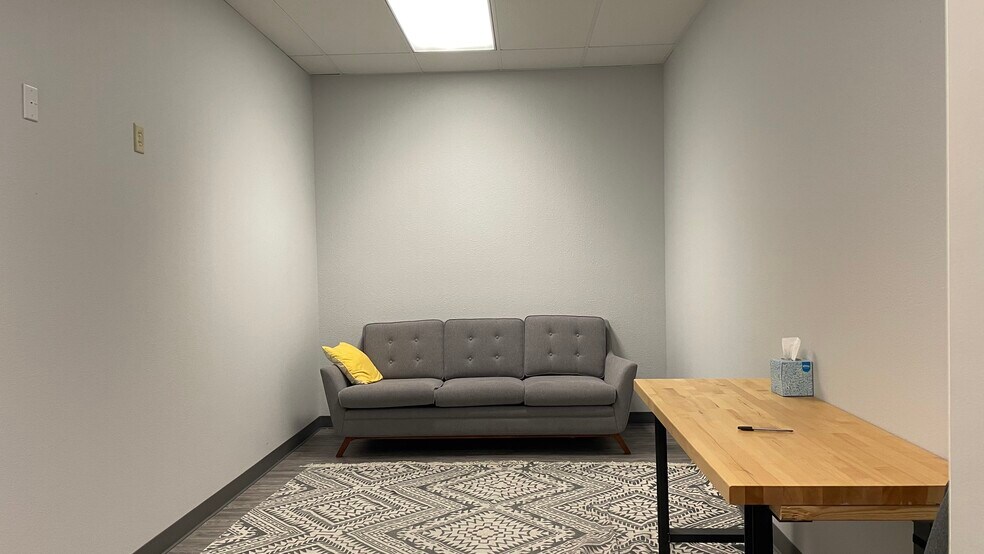 More Photos Of 2801 S Interstate 35 S, Austin Loft Creative Space For Lease