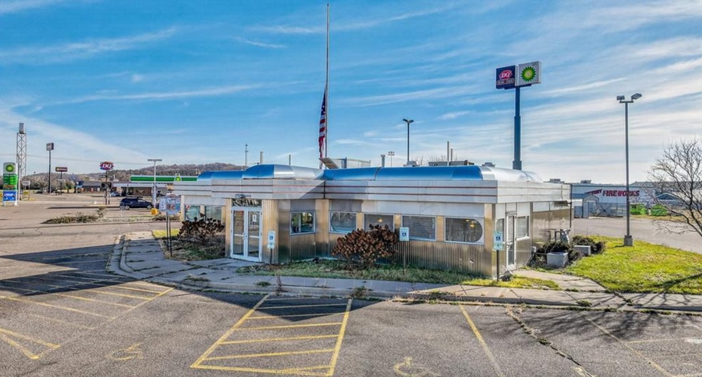 More Photos Of 12701 10th St, Osseo Restaurant For Sale