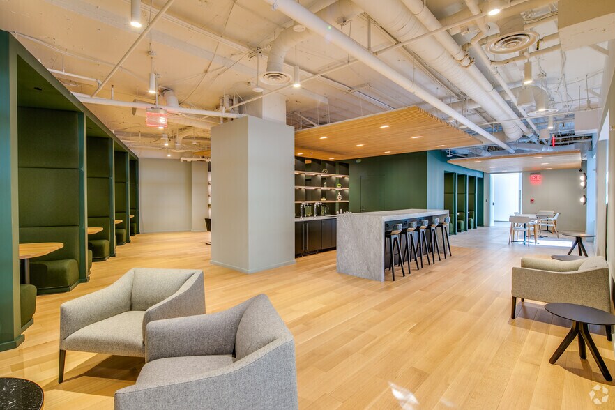 More Photos Of 650 Massachusetts Ave NW, Washington Office For Lease