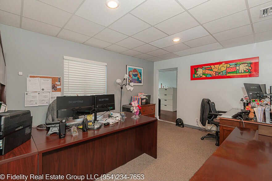 More Photos Of 3650 Coral Ridge Dr, Coral Springs Light Manufacturing For Lease