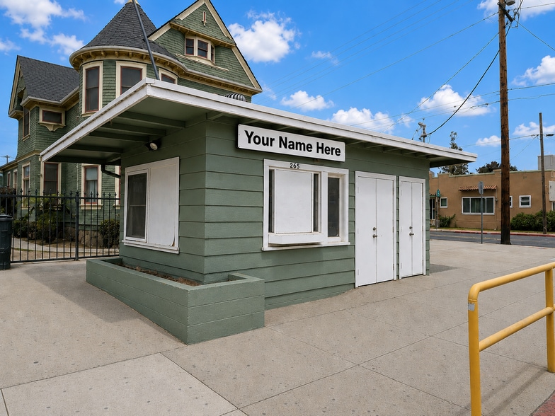 Primary Photo Of 265 E Beach St, Watsonville Storefront For Lease
