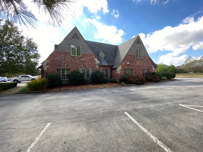 More Photos Of 4101 N State Highway NN, Ozark Medical For Lease