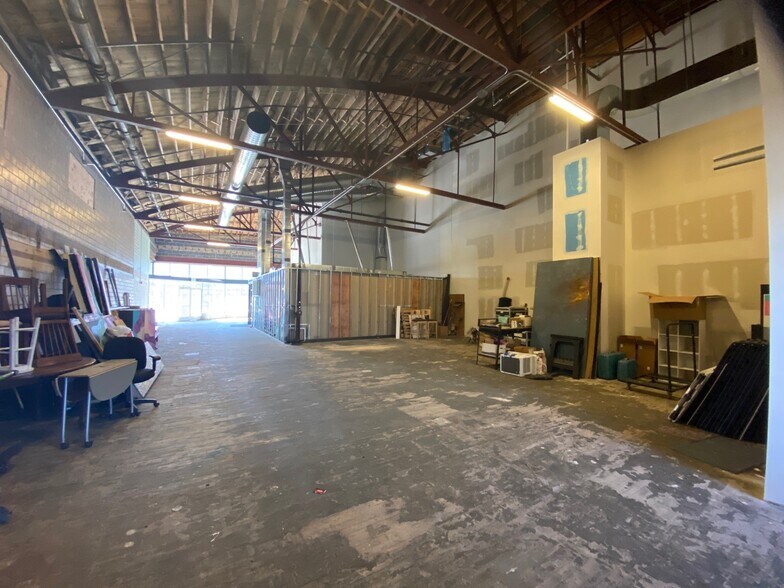 More Photos Of 9995 E Colfax Ave, Aurora Restaurant For Lease