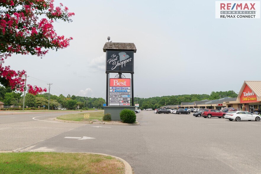 Primary Photo Of 1747-1811 George Washington Memoria Hwy, Gloucester Point Unknown For Lease