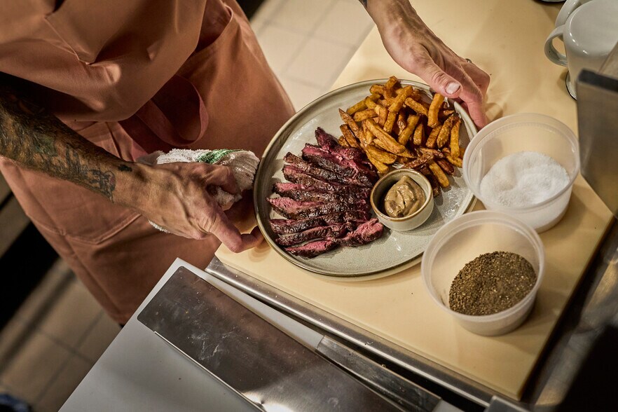 More Photos Of 185 N Lena St, Ridgway General Retail For Lease