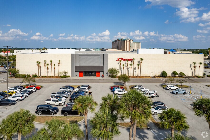 More Photos Of 8001 S Orange Blossom Trl, Orlando Department Store For Lease