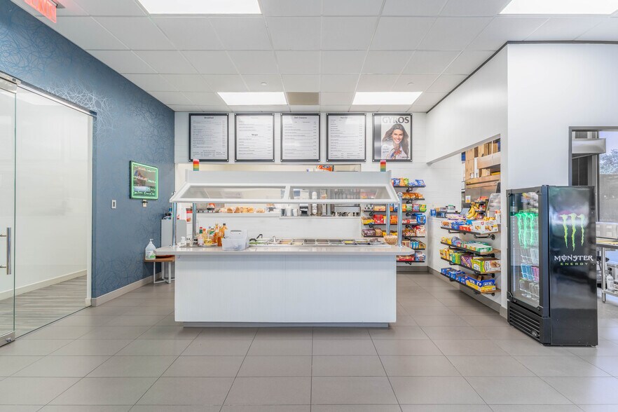 More Photos Of 4835 Lyndon B Johnson Fwy, Dallas Unknown For Lease