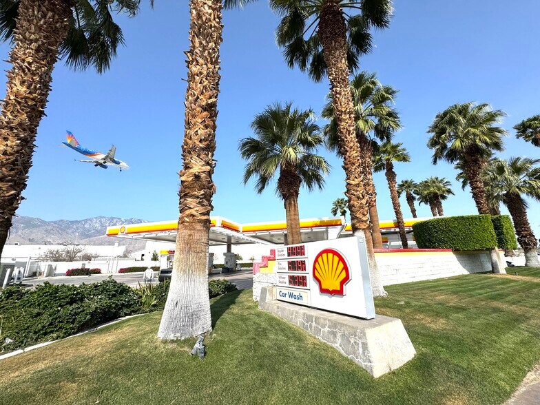 Primary Photo Of 4875 E Ramon Rd, Palm Springs Service Station For Sale