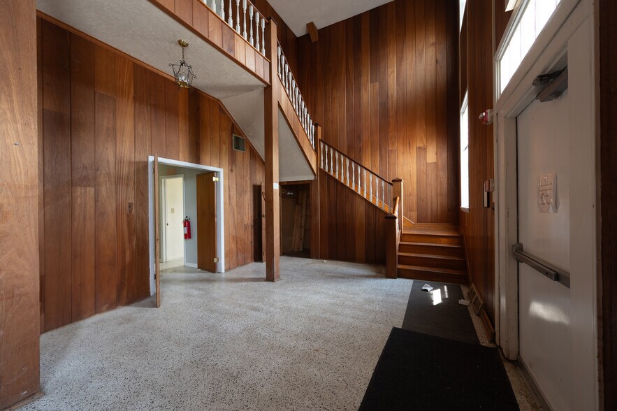 More Photos Of 82 Mill St, Mays Landing Restaurant For Sale