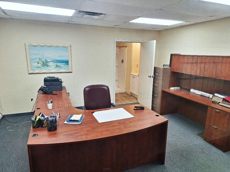 More Photos Of 1170 US Highway 45, Henderson Light Manufacturing For Sale