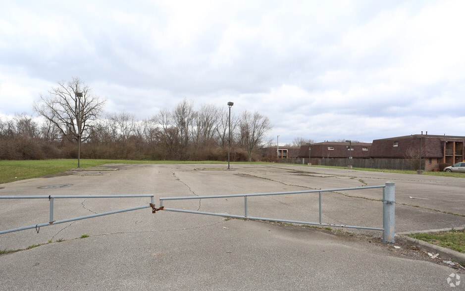 More Photos Of 3224 Morse Rd, Columbus Land For Sale