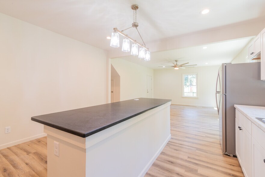 More Photos Of 506 E Marion St, Shelby Apartments For Sale