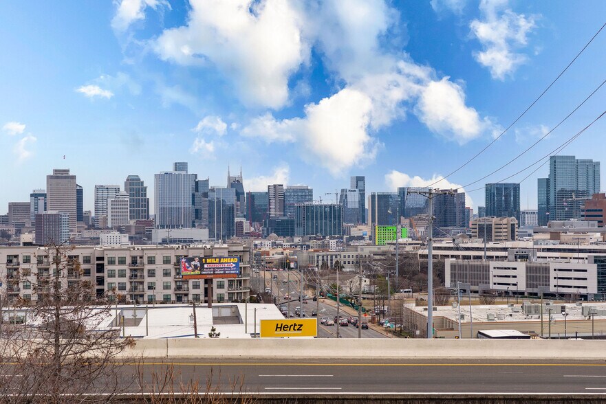 More Photos Of 3216 Charlotte Rd, Nashville Office For Lease