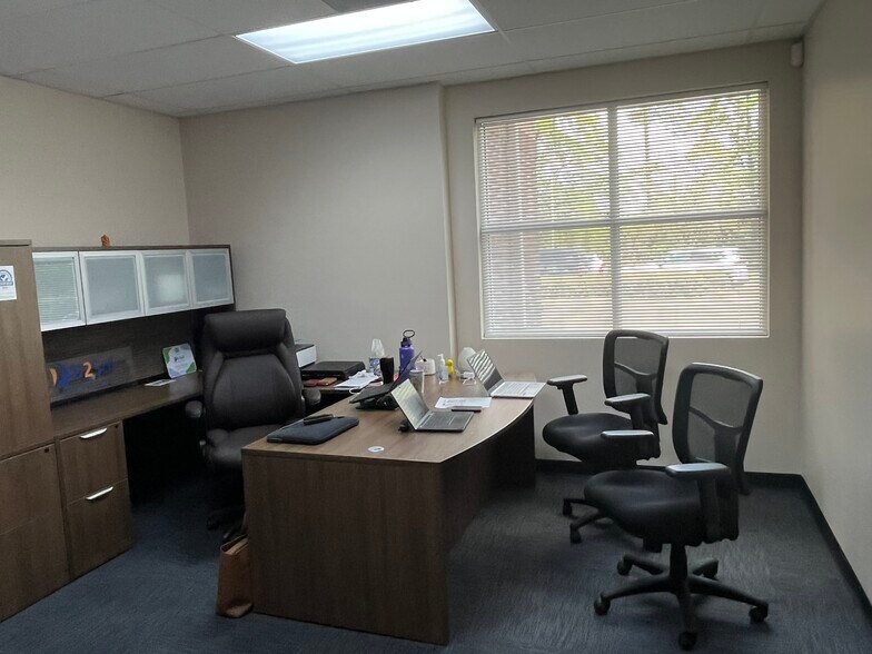 More Photos Of 5920 S Miami Blvd, Morrisville Office For Sale