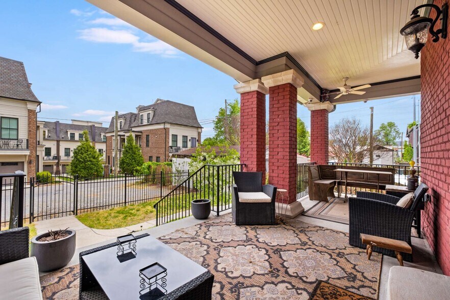 More Photos Of 1308 6th Ave N, Nashville Office Residential For Sale