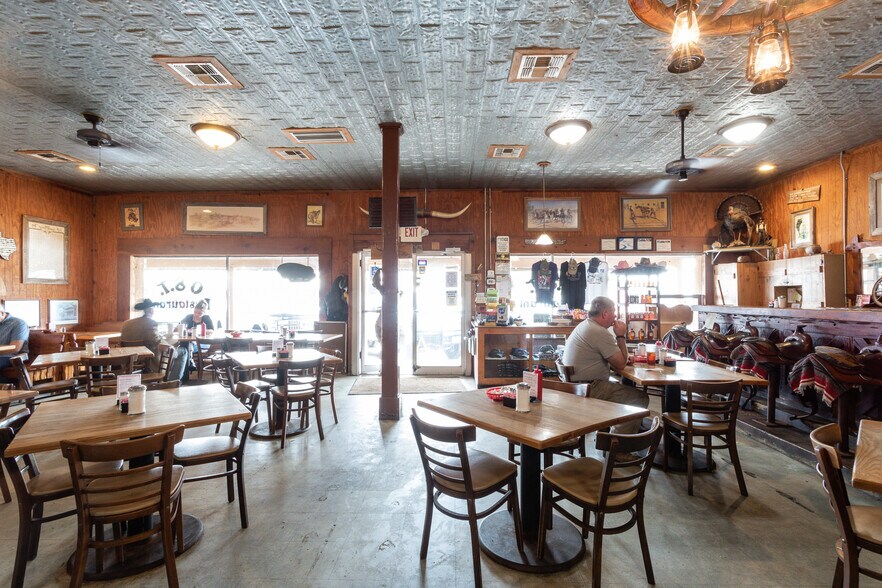 More Photos Of 311 Main St, Bandera Restaurant For Sale