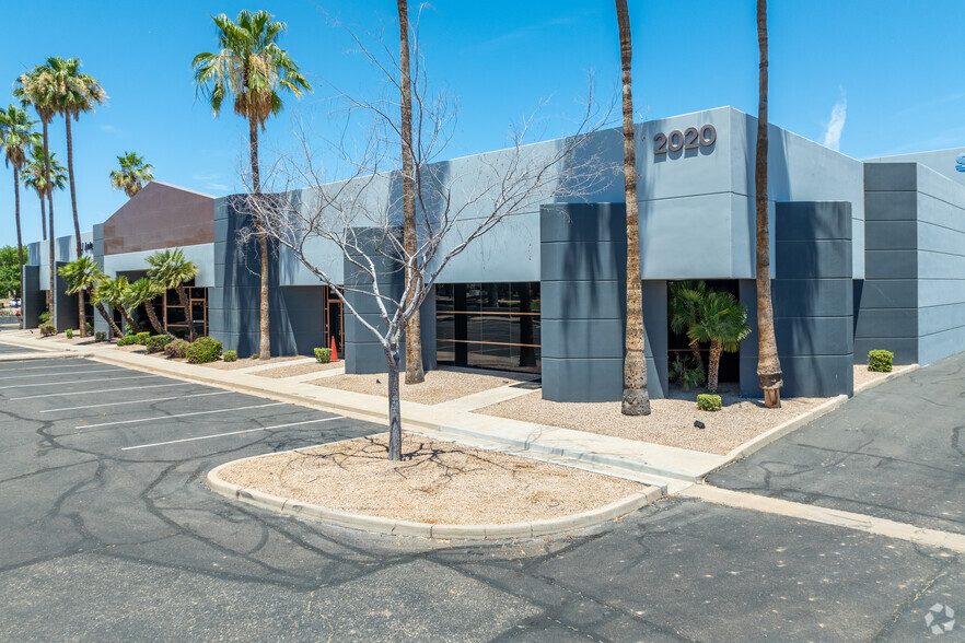 Primary Photo Of 2020 W Guadalupe Rd, Gilbert Warehouse For Lease