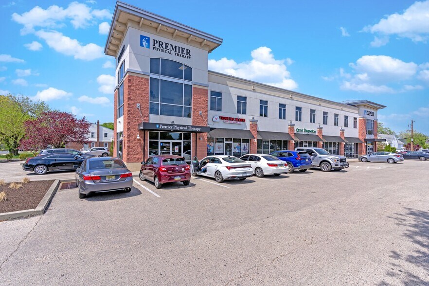 More Photos Of 501-537 W MacDade Boulevard, Folsom General Retail For Sale