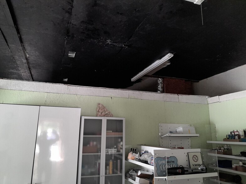 More Photos Of 9135 S Main St, Jonesboro Light Manufacturing For Sale