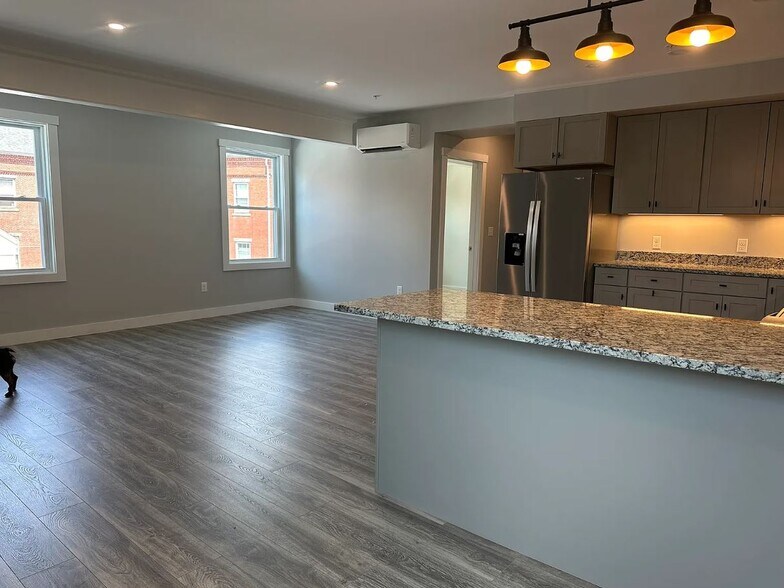 More Photos Of 12 Washington St, Biddeford Apartments For Sale