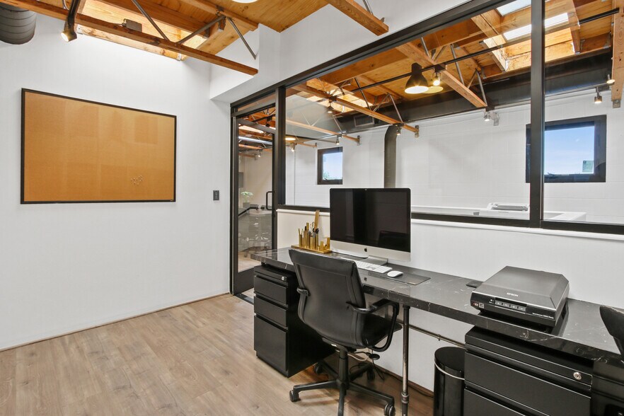 More Photos Of 1638 Colorado Blvd, Los Angeles Loft Creative Space For Sale