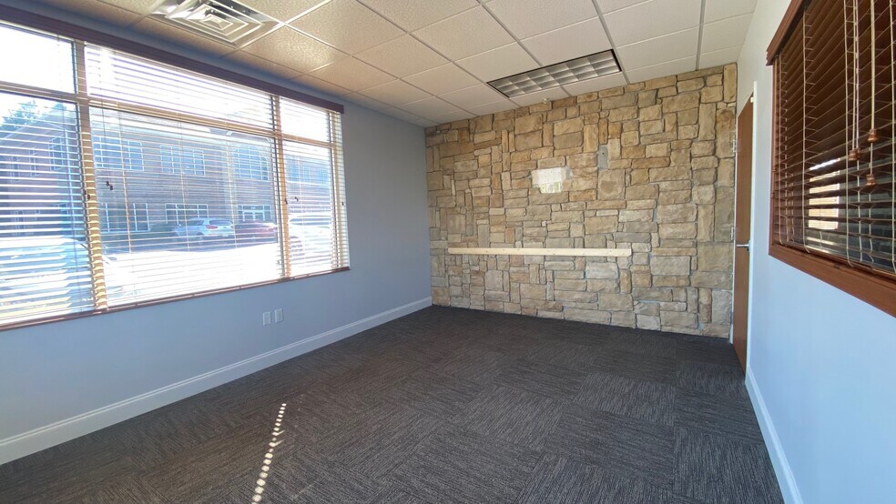 More Photos Of 3331 N Berkeley Lake Rd NW, Berkeley Lake Medical For Lease