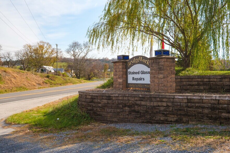 More Photos Of 3315 Harpine Highway, Rockingham Industrial For Sale