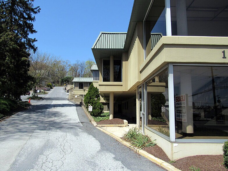 More Photos Of 1300 Market St, Lemoyne Office For Lease